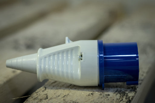 Blue 3 pin 240V plug PCWS 