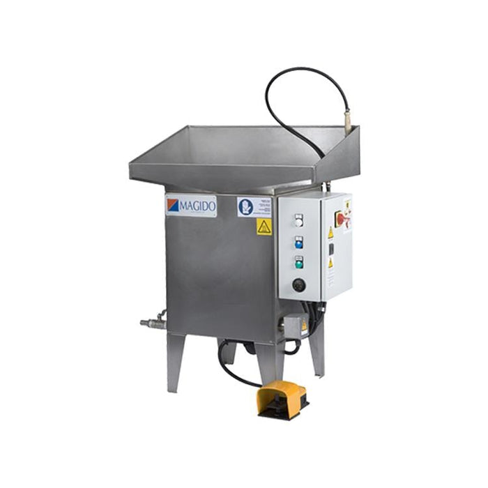 MAQ 30 PRICE INCLUDES UK INSTALATION number 004 PCWS 